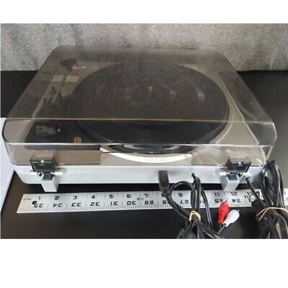 NIB USB turntable - Picture 10 of 12
